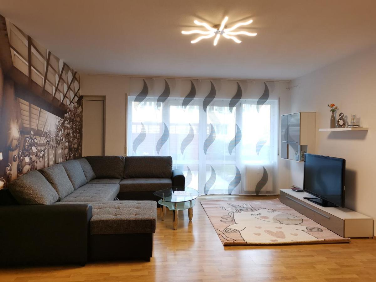 Gute Laune Mit Terrasse Und Garten Zentral FDH Екстериор снимка